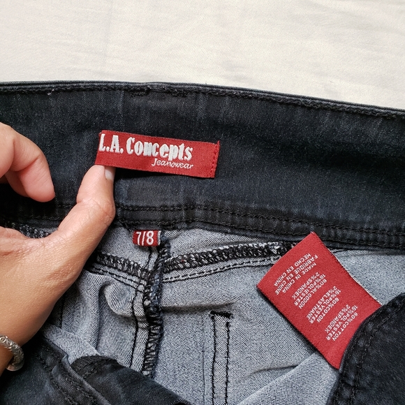 👖 Jeans - Picture 5 of 5